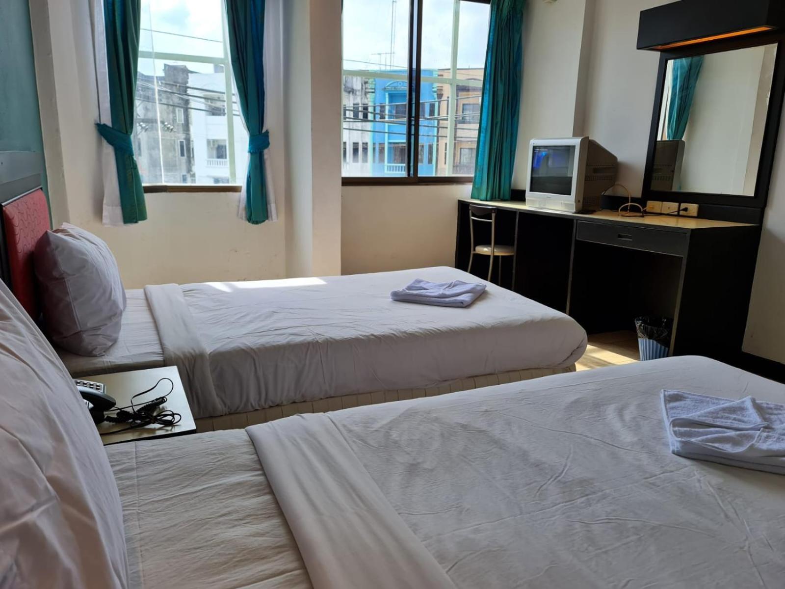 Desa Phuket Hotel Eksteriør billede